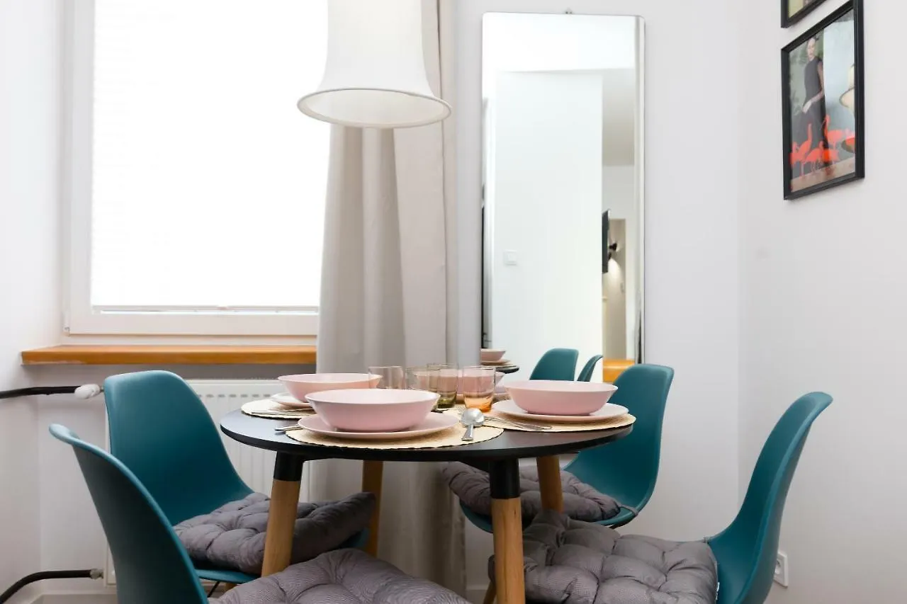 Independence Museum Charming Apartment Warszawa 0*,